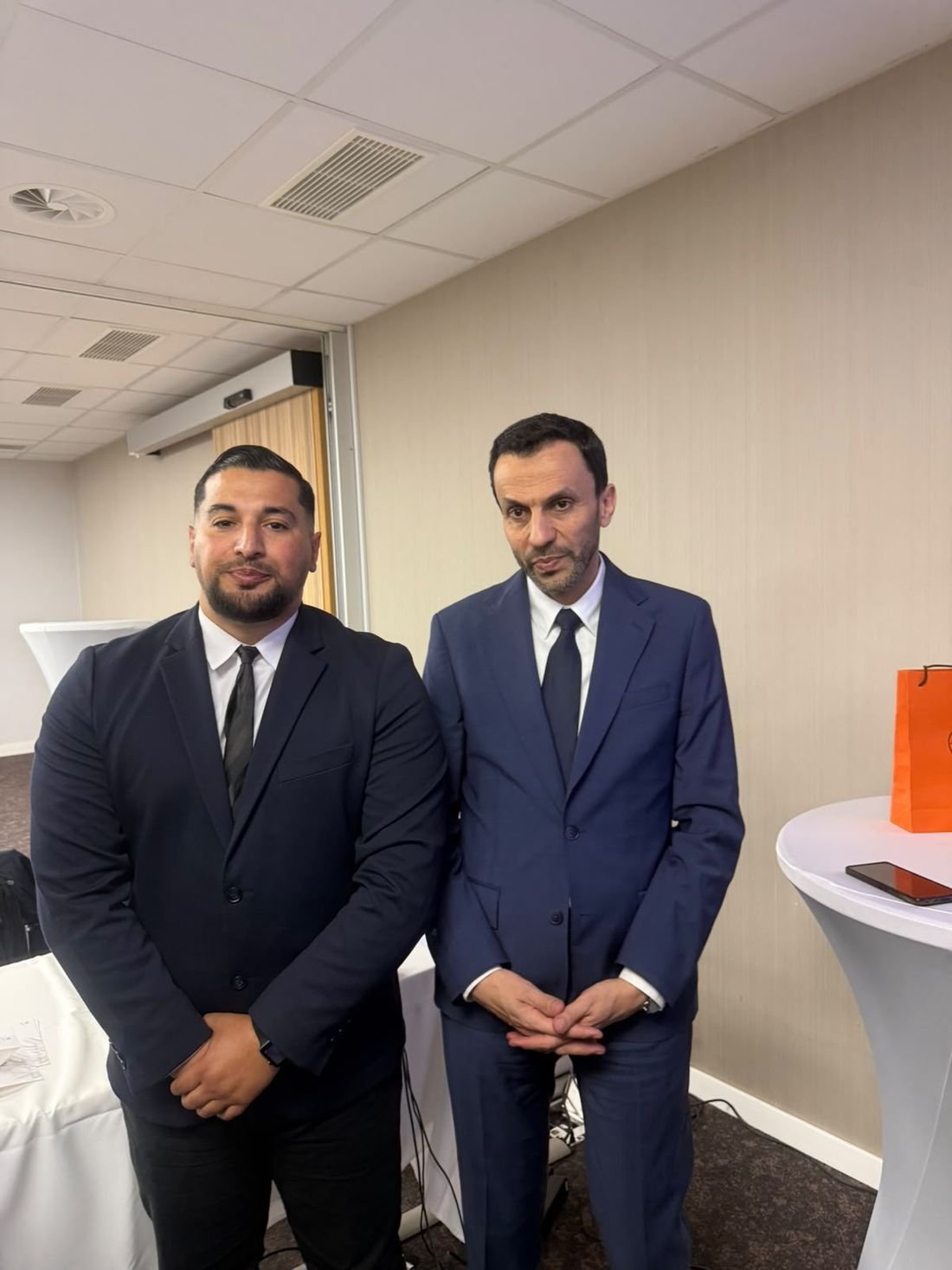 Mohamed Benzaiem en entretien avec le ministre chargé des Startups et de l'Économie de la connaissance